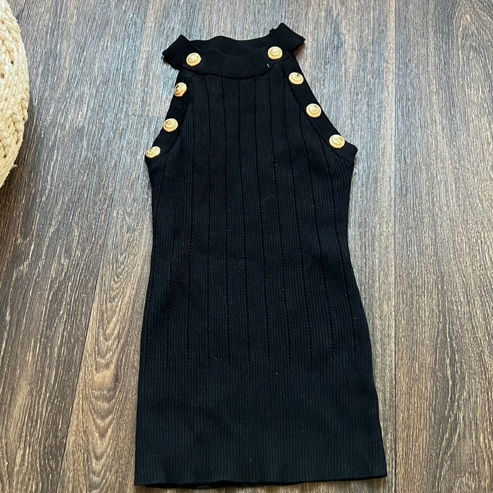 IMMODEL BLACK TOP